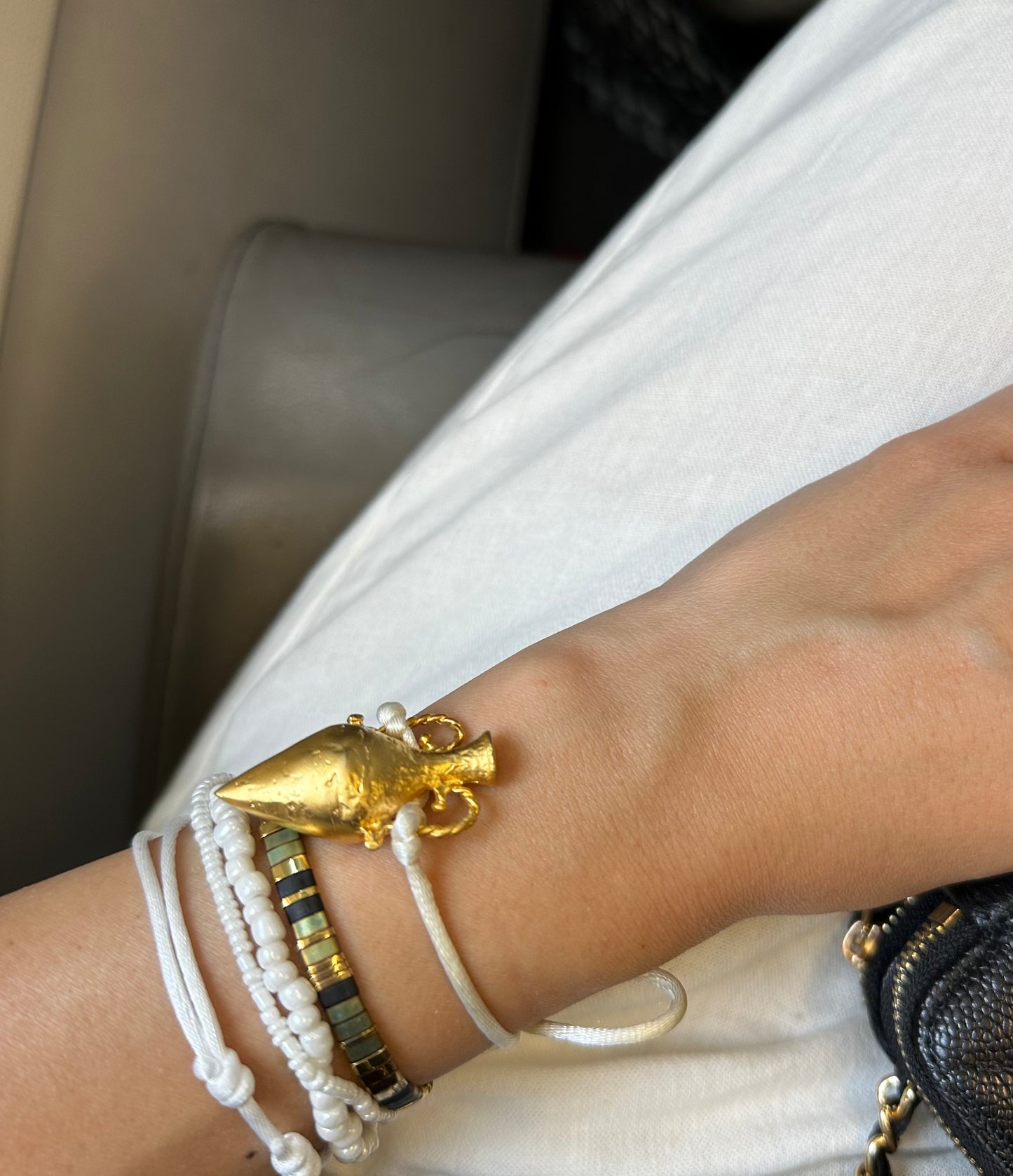 HL AMPHORA ARMBAND CREME