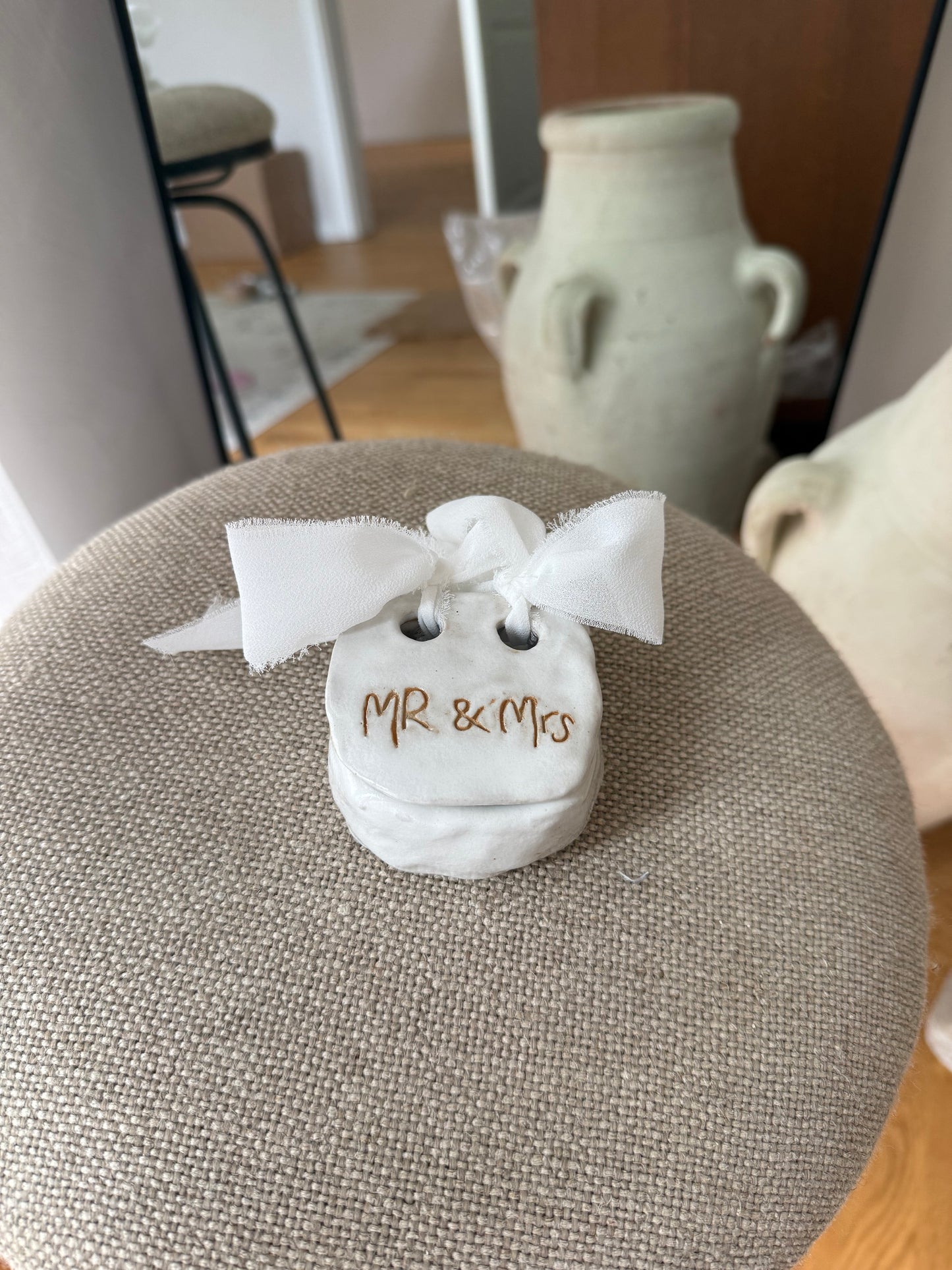 HL RINGBOX MR & MRS