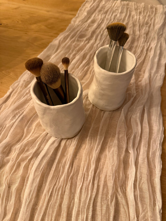 HL BRUSH HOLDER